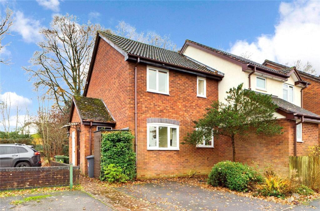Main image of property: Hawkley Drive, Tadley, Hampshire, RG26