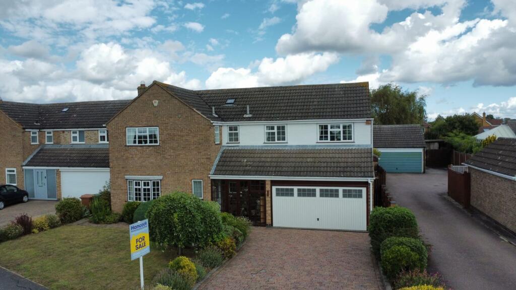 5-bed detached on Norfolk Drive, Melton Mowbray, LE13, £425,000