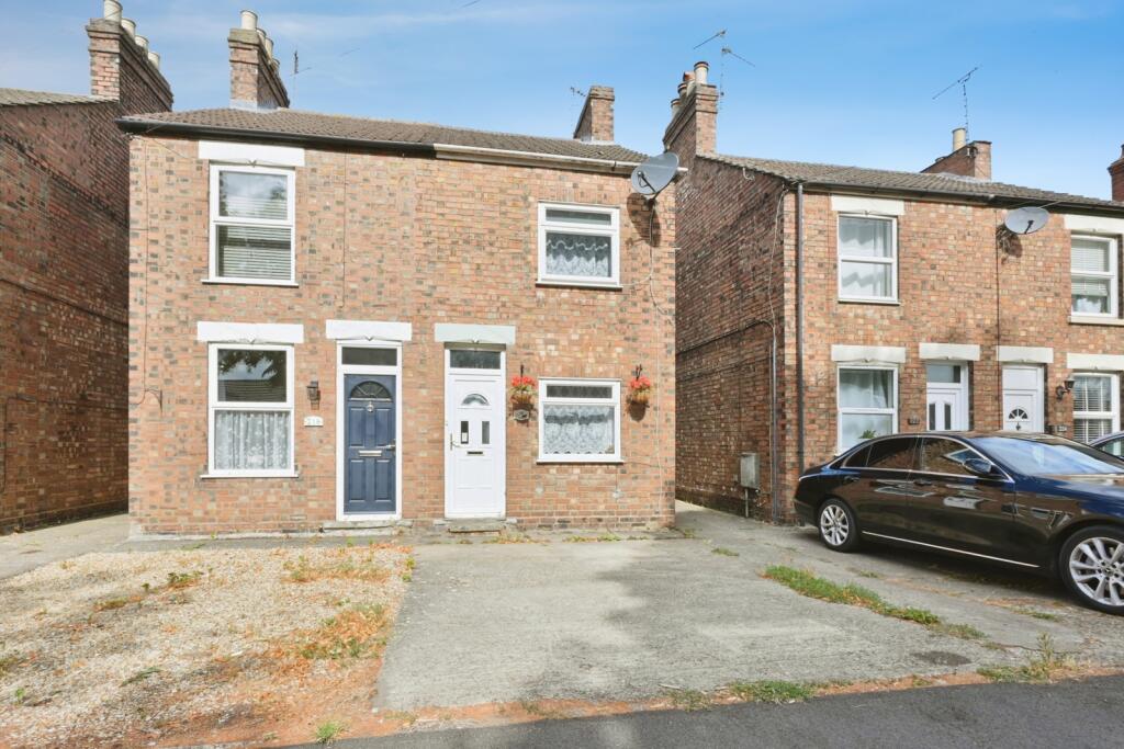 Main image of property: Park Road, Spalding, Lincolnshire, PE11