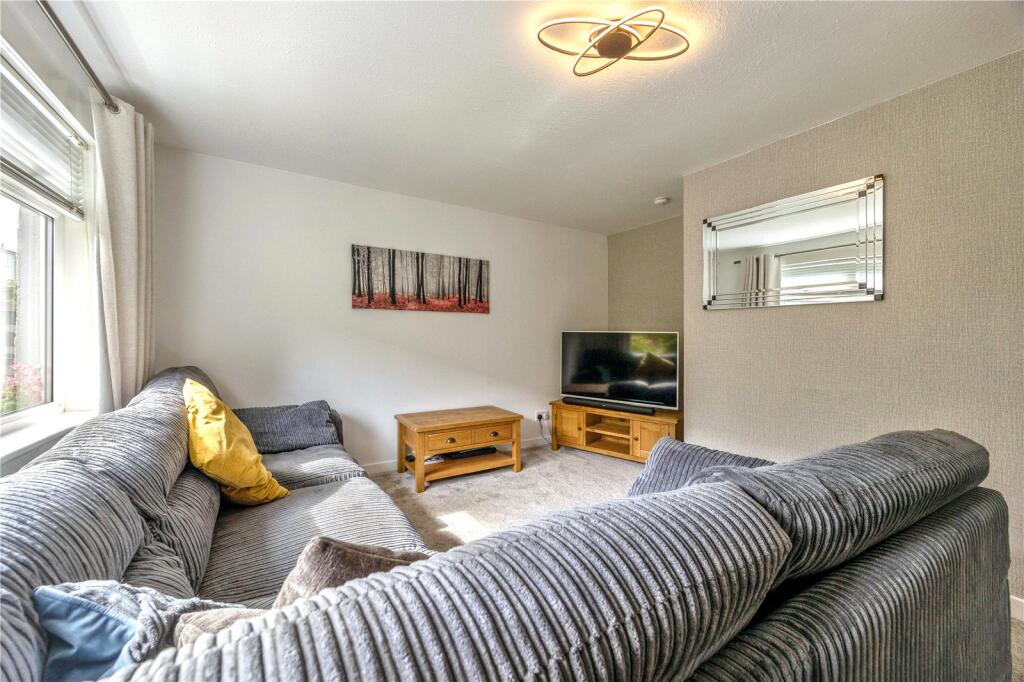 Larch Crescent, Mayfield, Dalkeith, Midlothian, EH22 photo 4