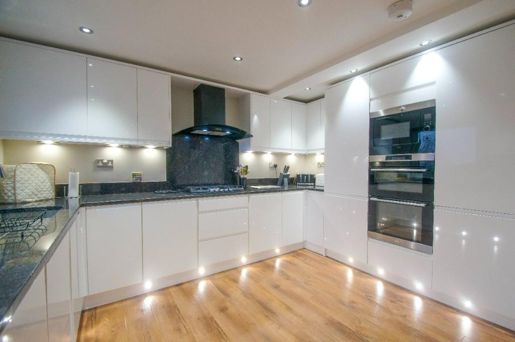 HERONS REACH, West End, Glan Conwy, LL28 5SY photo 3