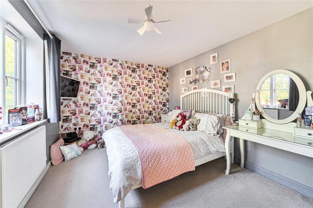 House in Aldershot, Gun Hill Park, North Town - View 5