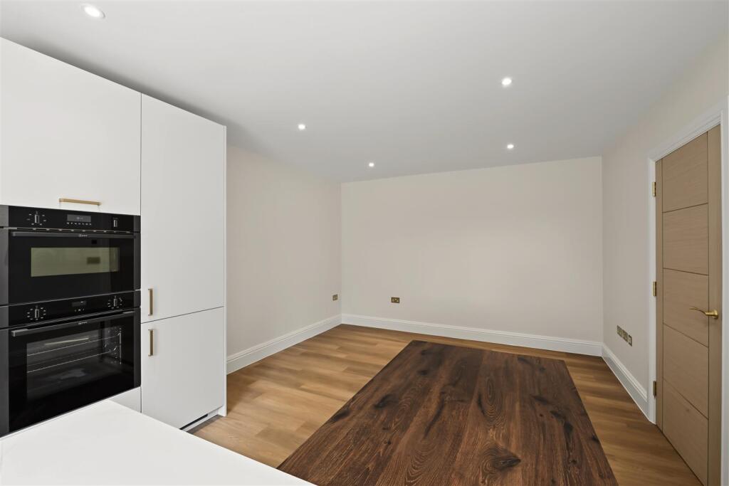 Verulam Road, St. Albans - View 6