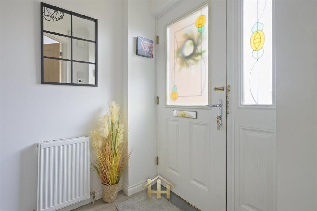 Logan Crescent, Dundee - View 2