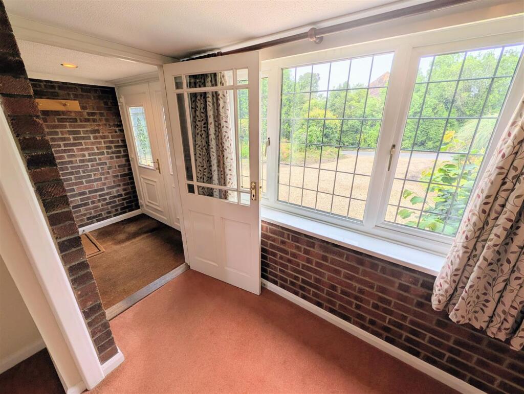 House in Ryde, Wootton Bridge - View 5