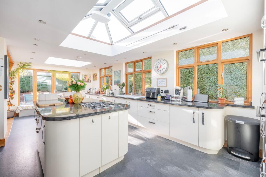 3-bed detached on Marshgate, North Walsham, £399,000