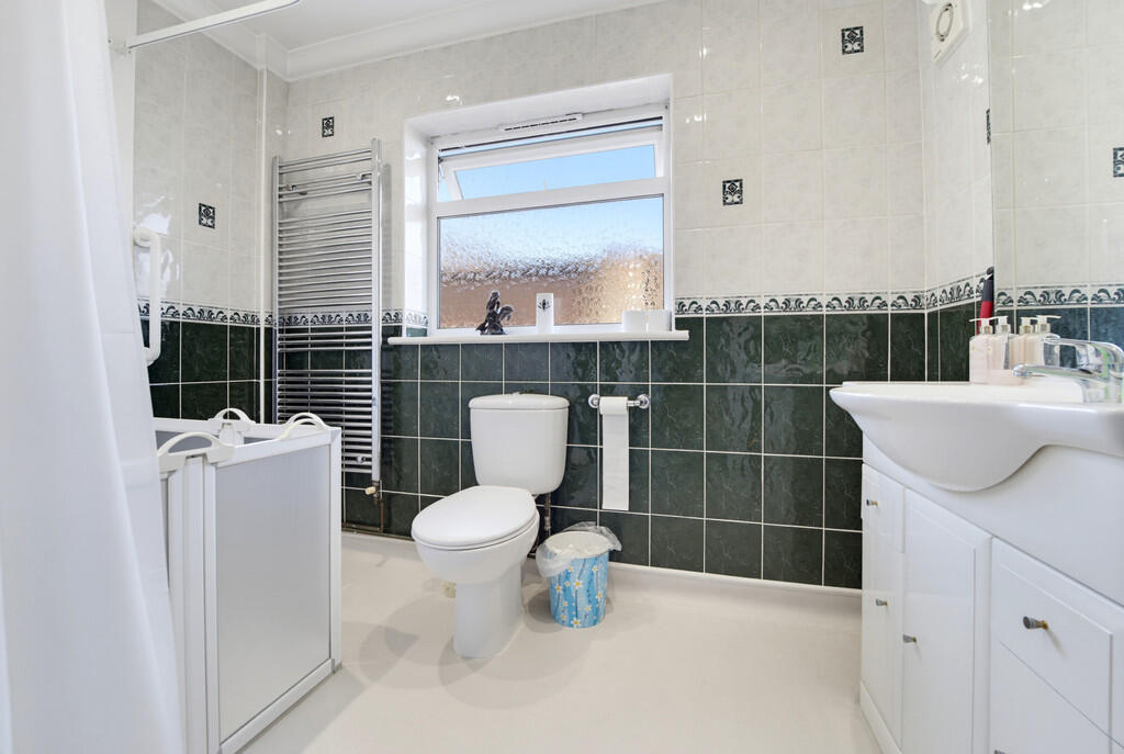 House in Spelthorne, Surrey - View 4