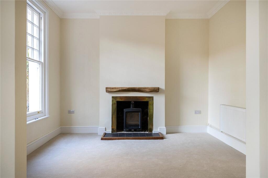 Lower Street, Fittleworth, West Sussex, RH20 photo 4