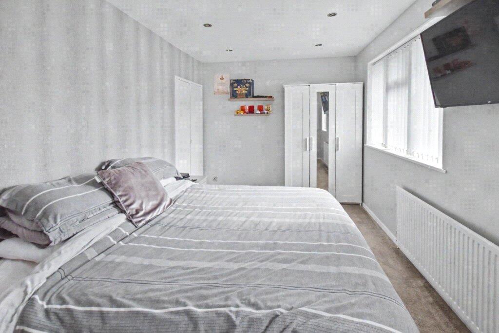 House in Leeds, Farnley - View 5