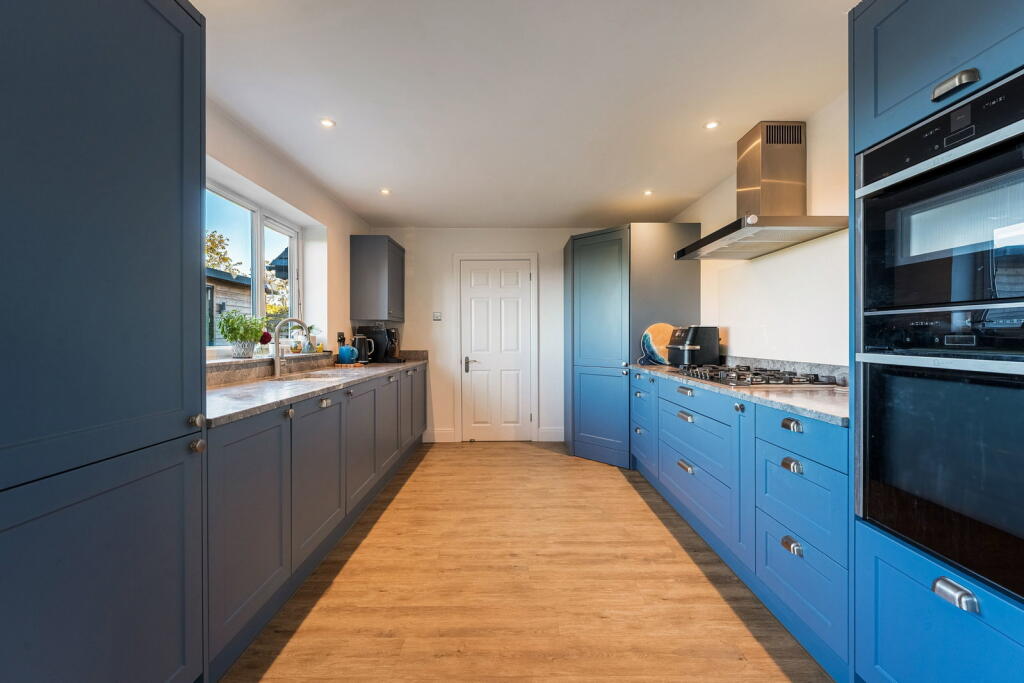House in Salisbury - View 4