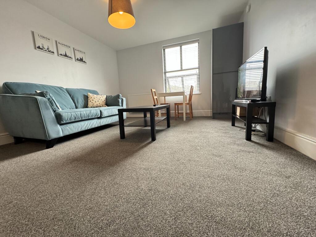 Main image of property: Flat 4, Musters Road, West Bridgford, Nottingham