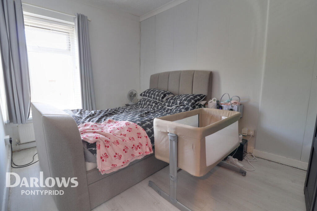 House in Pontypridd, Rhondda Cynon Taf - View 5