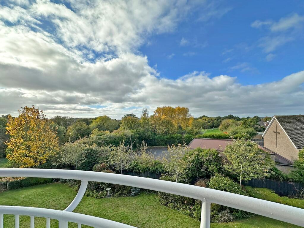 Wombrook Court, Wombourne, WV5 photo 2
