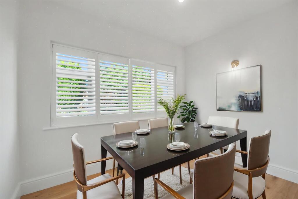 Trowell Grove, Long Eaton - View 3