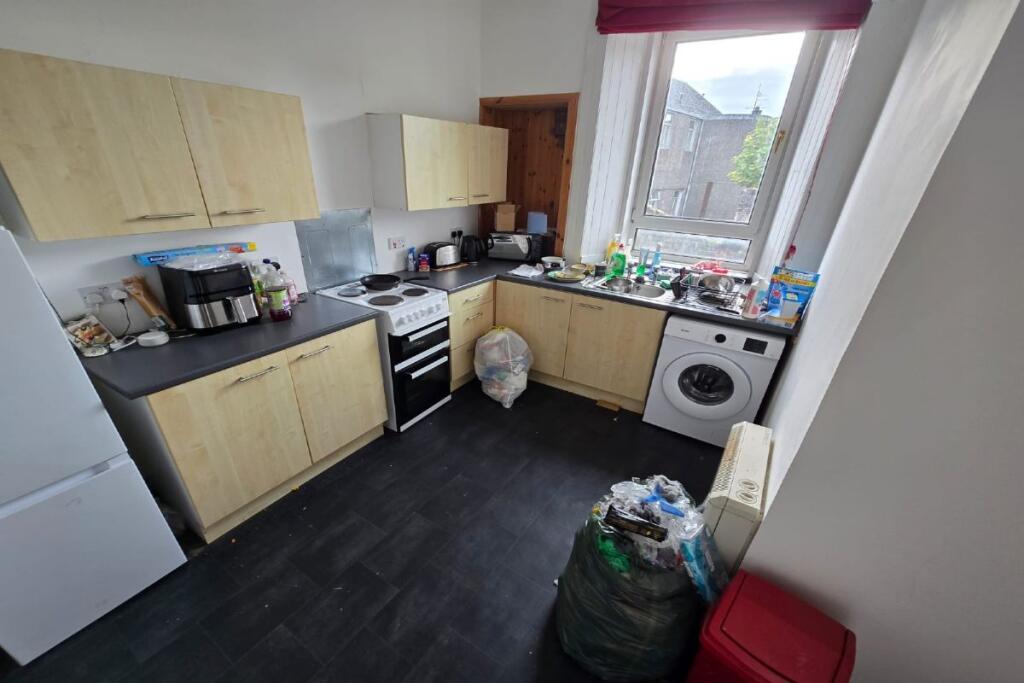 Apartment in Paisley, Argyll and Bute - View 3