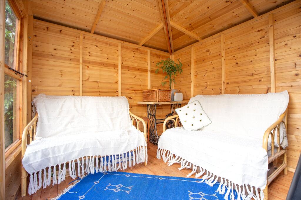 Apartment in Filton, Northville - View 5
