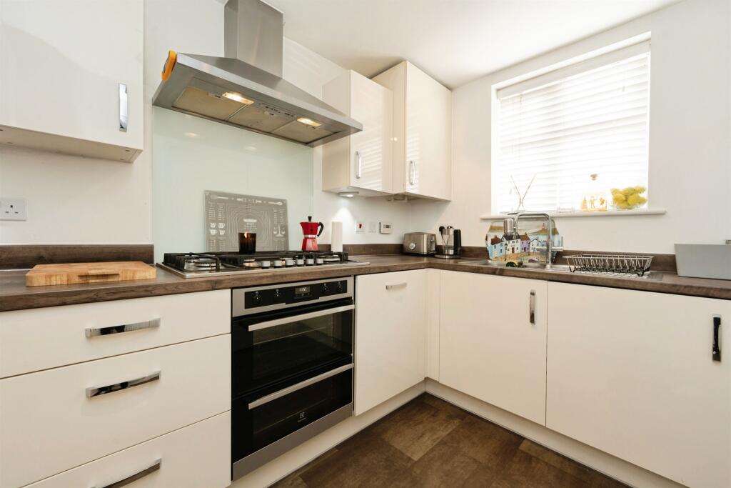 House in Watford - View 4