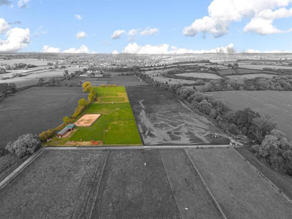 Land, Stables, Store & Menage