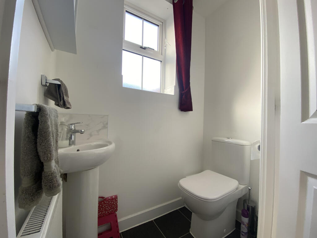 Cromwell Avenue, East Cowes, photo 3