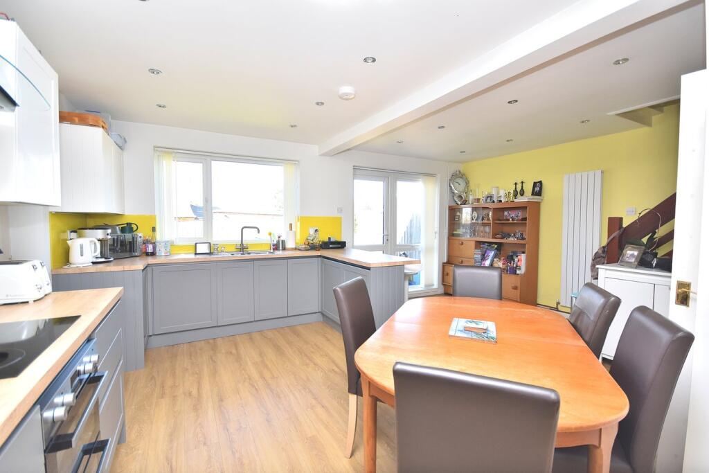 House in Northampton, Hackleton - View 5