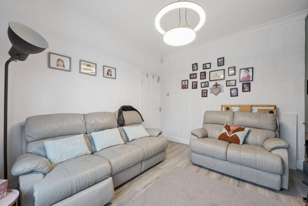 House in Bolton - View 4
