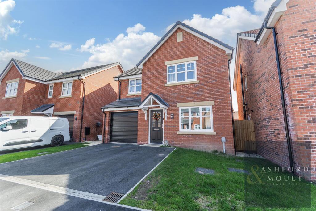 Main image of property: Squirrel Way, Calverton, Nottingham