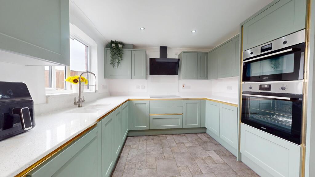 House in South Tyneside, North East - More