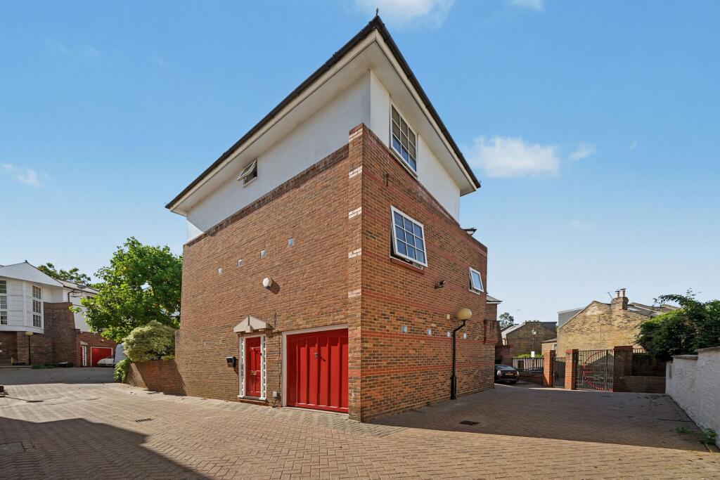 Main image of property: Coach House Lane, London, N5