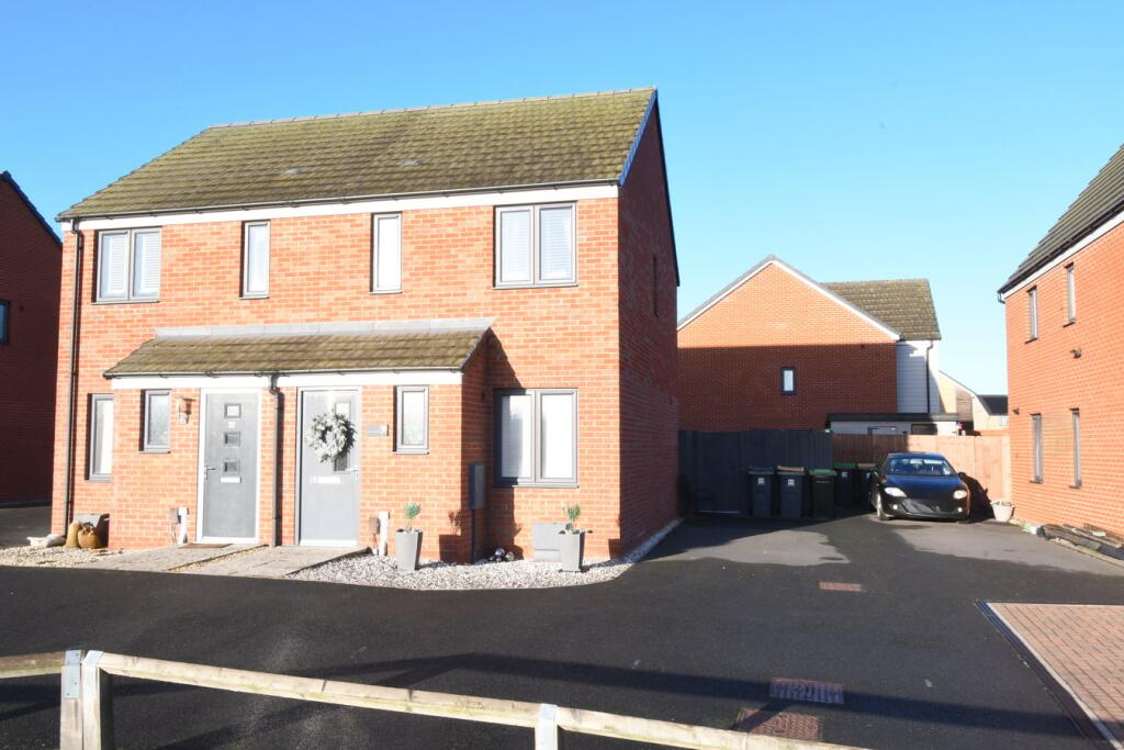 2-bed semi-detached on Waite Meadows, Wootton, Bedford, MK43, £295,000