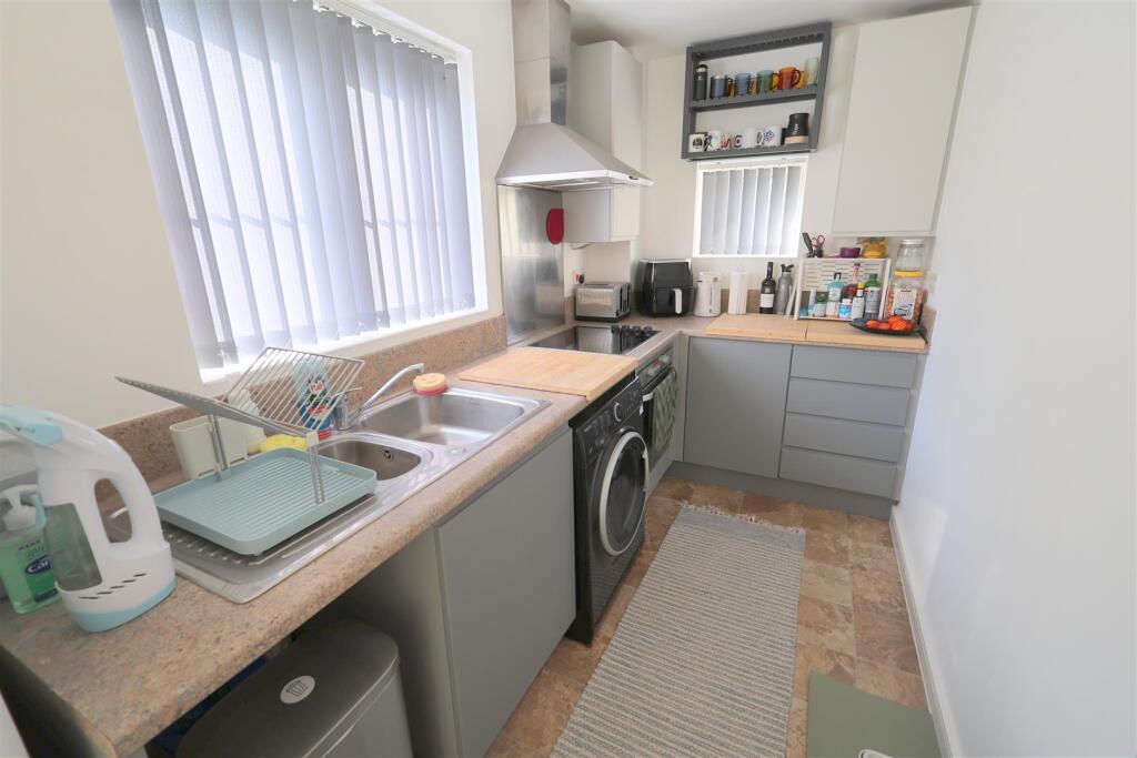 Apartment in Bristol - More