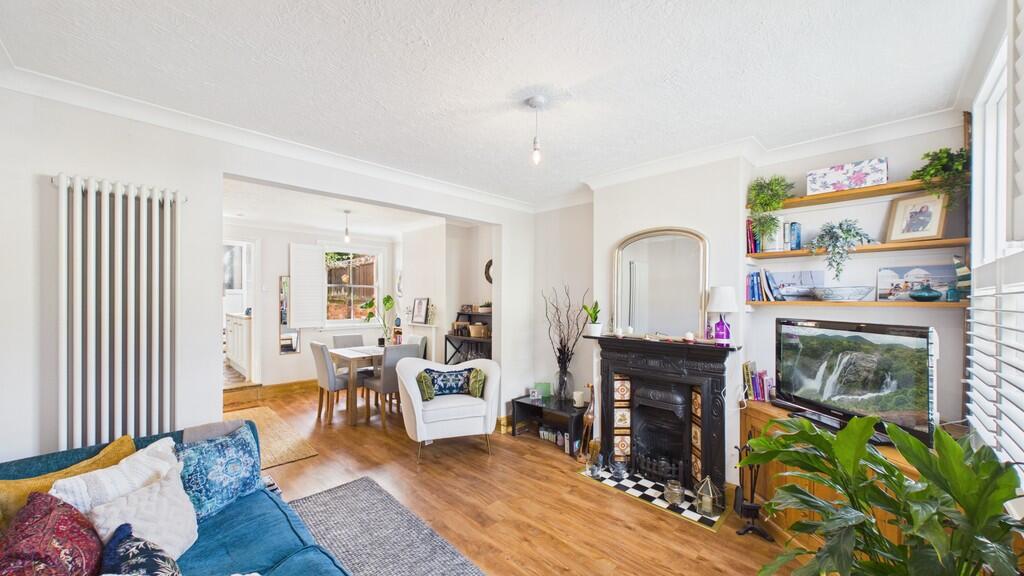 House in Bury St Edmunds, Priors Estate - View 4