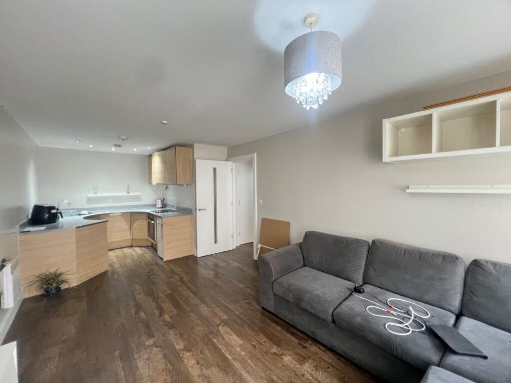 Apartment in Birmingham, Chinese Quarter, Digbeth - More