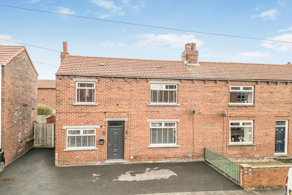 Main image of property: Field Lane, Ossett, West Yorkshire, WF5