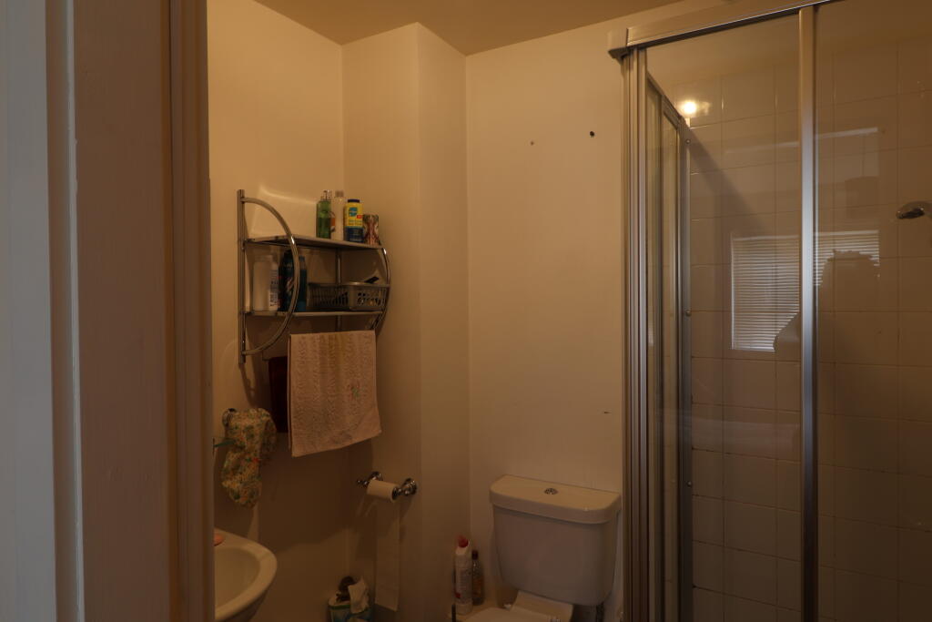 Taylforth Close, Liverpool, L9 photo 4