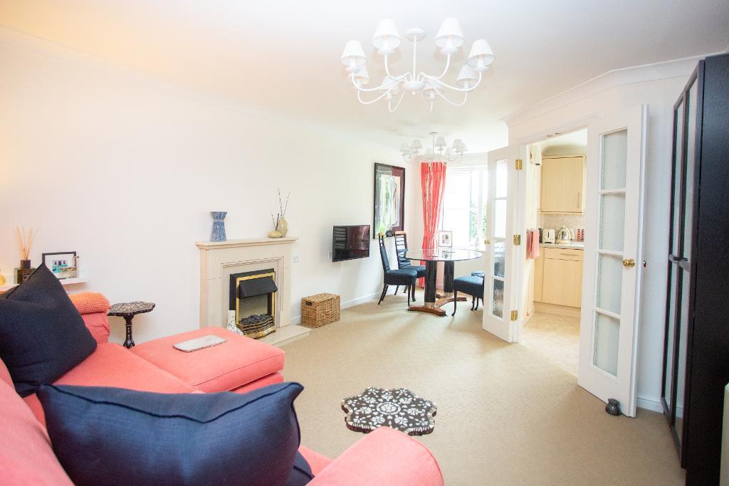 Mutton Hall Hill, Heathfield, East Sussex, TN21 8GB photo 2
