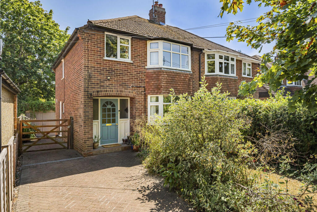Main image of property: Old Bath Road, Charvil, RG10