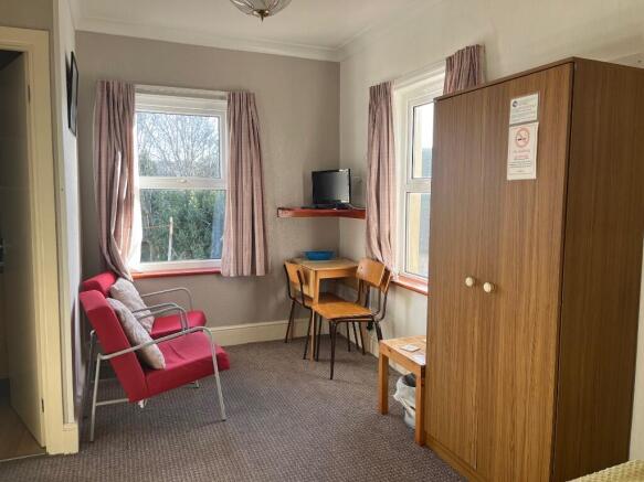 Flat 8