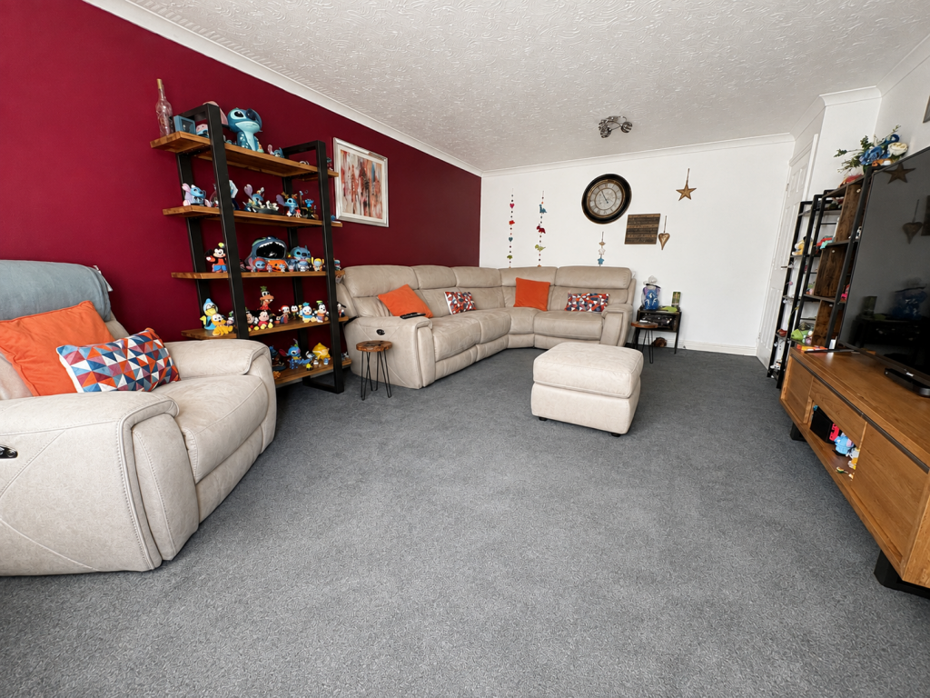 Westbourne Close, Yeovil, BA20 photo 3