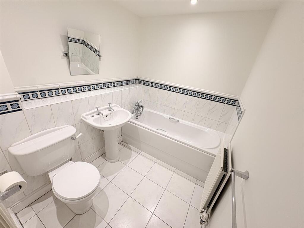 Additional image 11 of Manor Park Close, Moseley, Birmingham