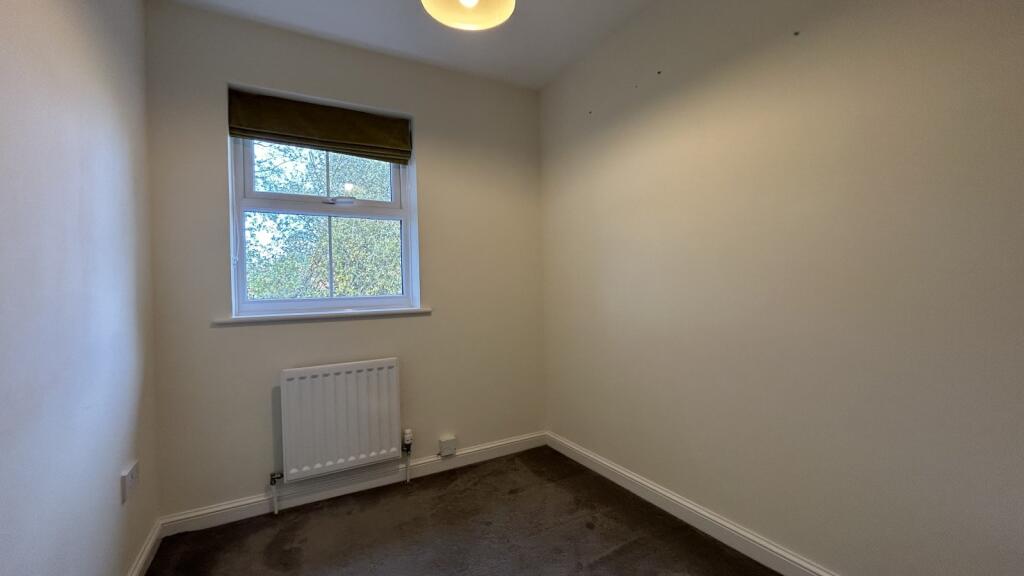 House in Guildford - View 5