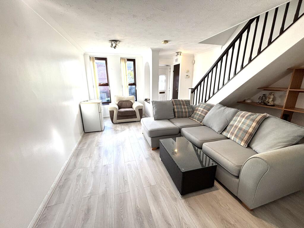 House in Portsmouth - View 4