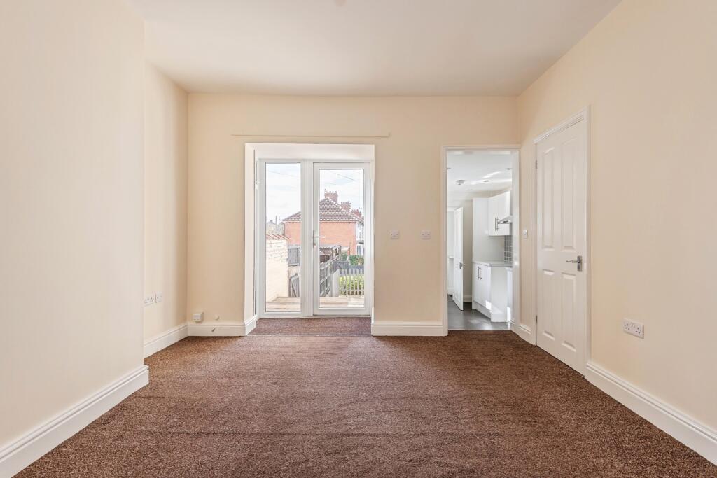 House in Bridgwater, Hamp, Somerset - More