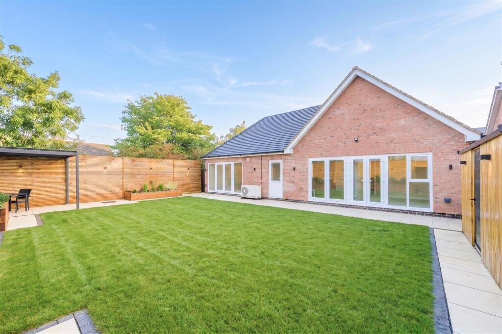 House in North West Leicestershire, Osgathorpe - View 2