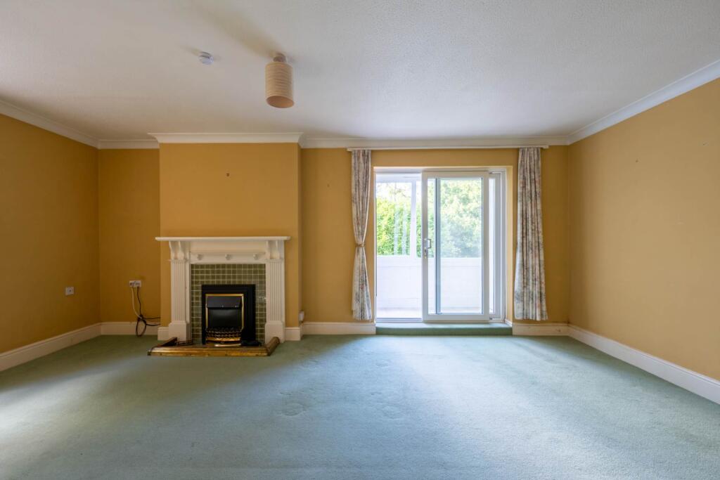 Stoneleigh Court, Lansdown Road photo 4