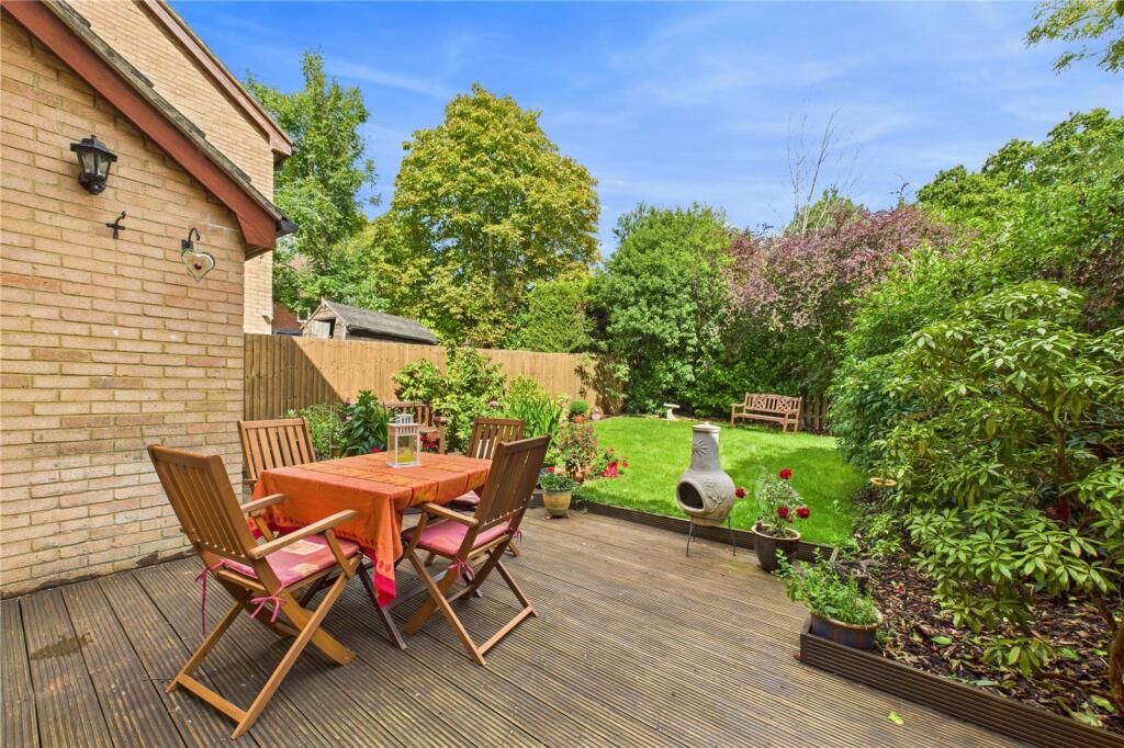 House in Basingstoke and Deane, Chineham - View 2