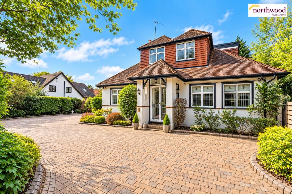 House in Three Rivers, Abbots Langley - More