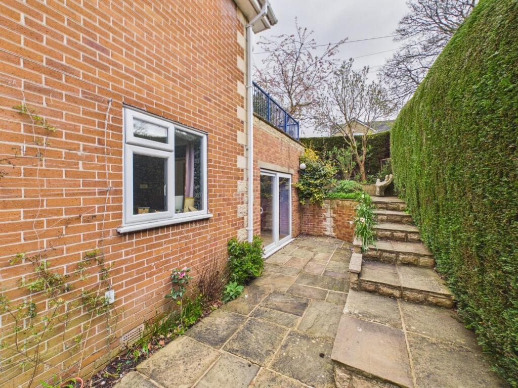 Additional image 34 of Woodvale Crescent, Bingley