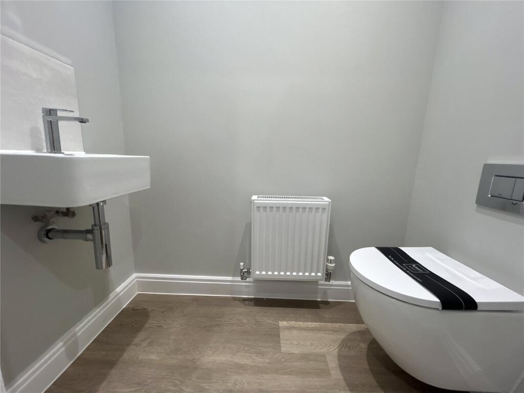 Spindle Drive, Sturminster Newton, Dorset, DT10 photo 4