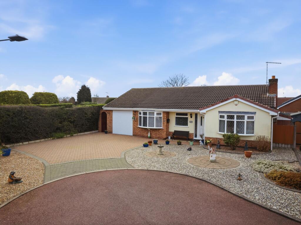 4-bed detached on Rosedale, Worksop, S81, £350,000