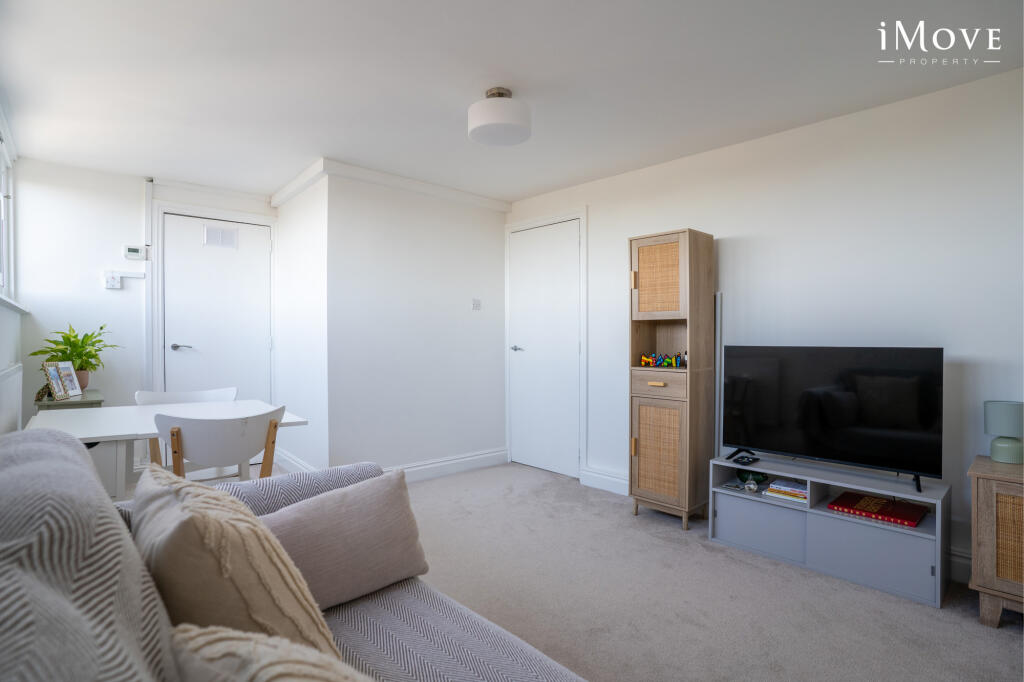 Apartment in London - More